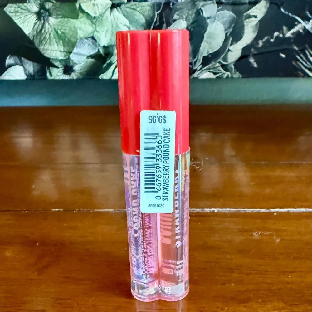 3/$20 SALE - NEW STRAWBERRY POUND CAKE Lip Oil Bath & Body Works